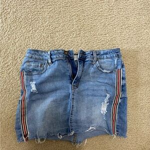 Mini skirt size medium